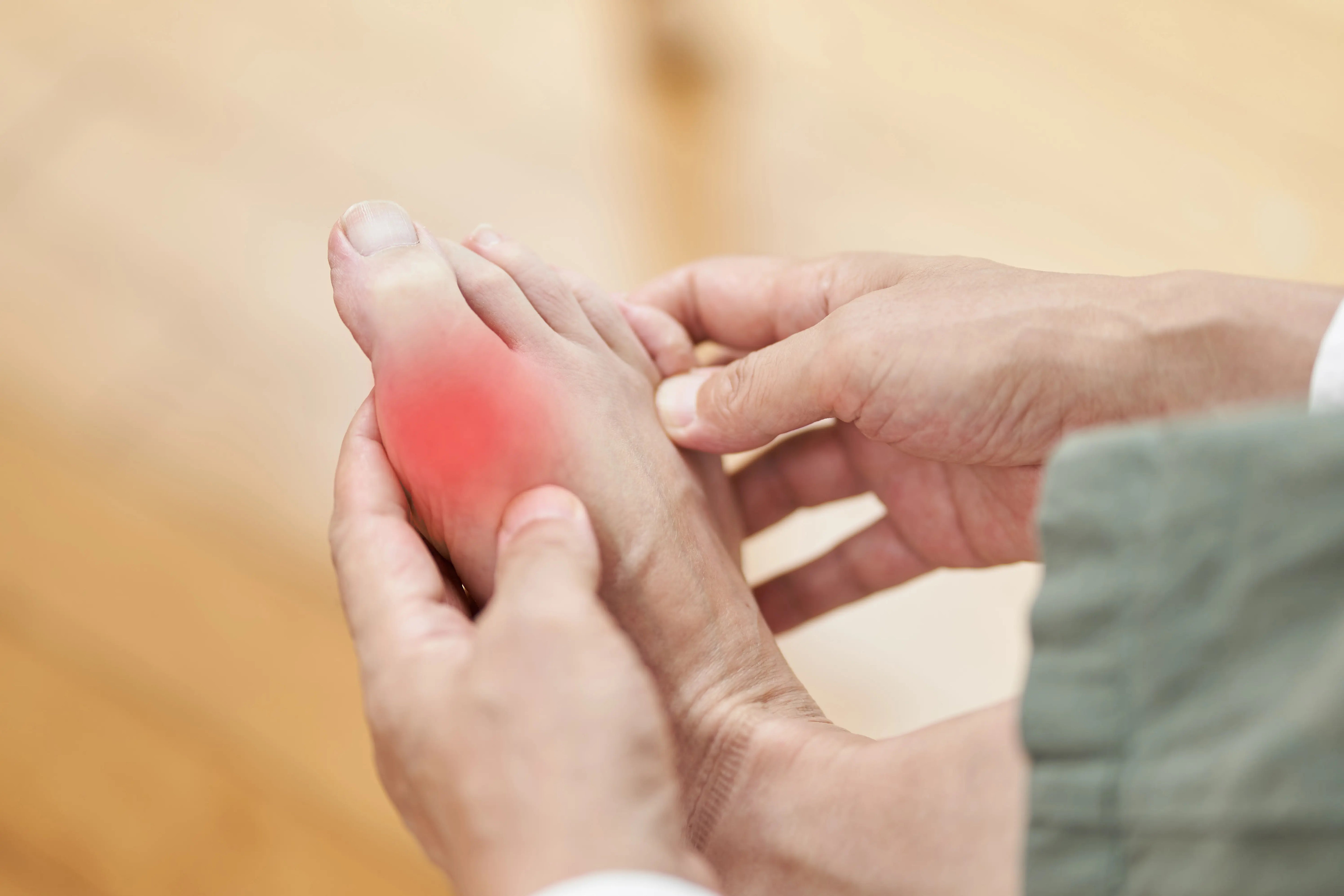 Hallux Limitus: What It Is, What Causes It, and How to Stop the Pain (Podiatrist's Guide)